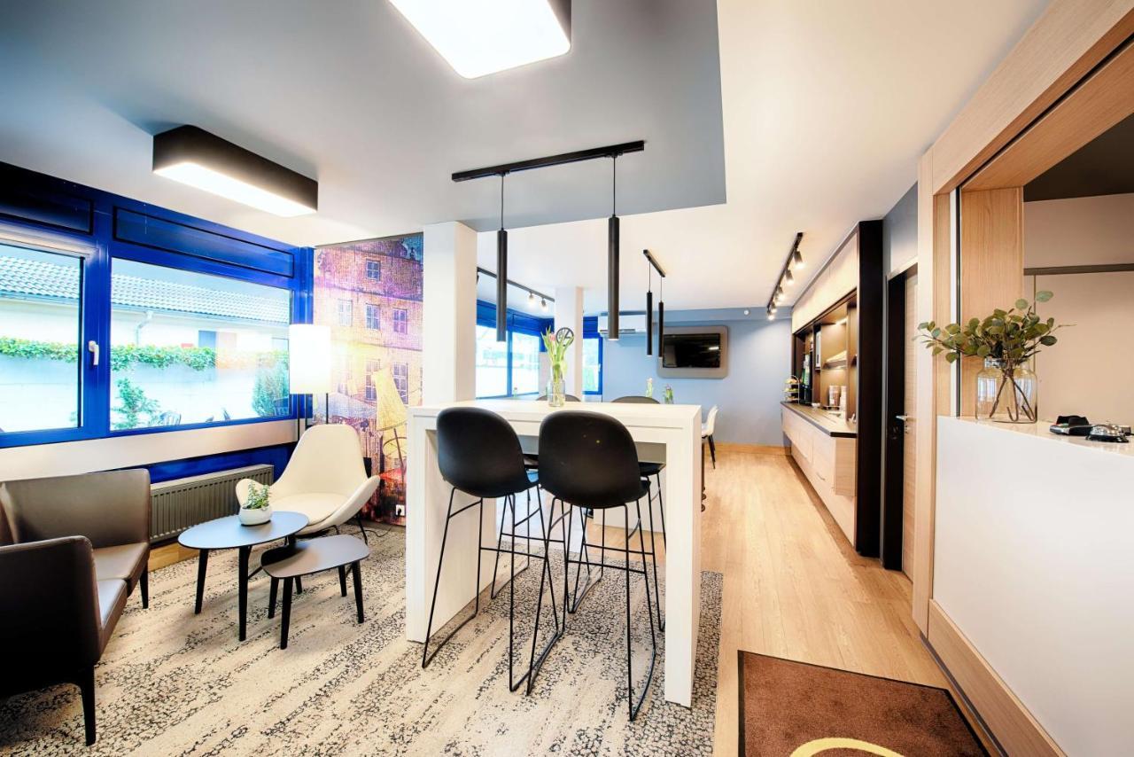 B&B Hotel Bielefeld-Ost Exteriör bild