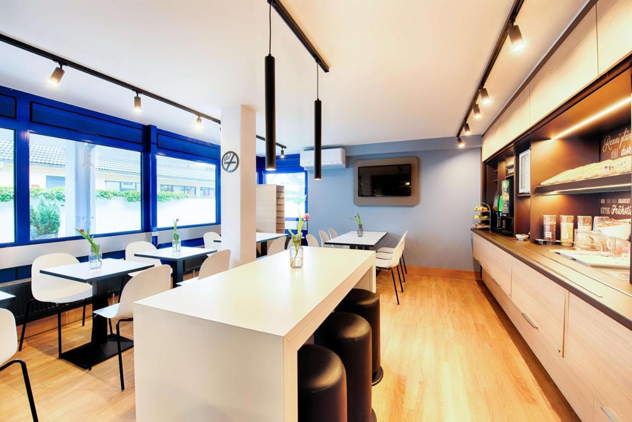 B&B Hotel Bielefeld-Ost Exteriör bild